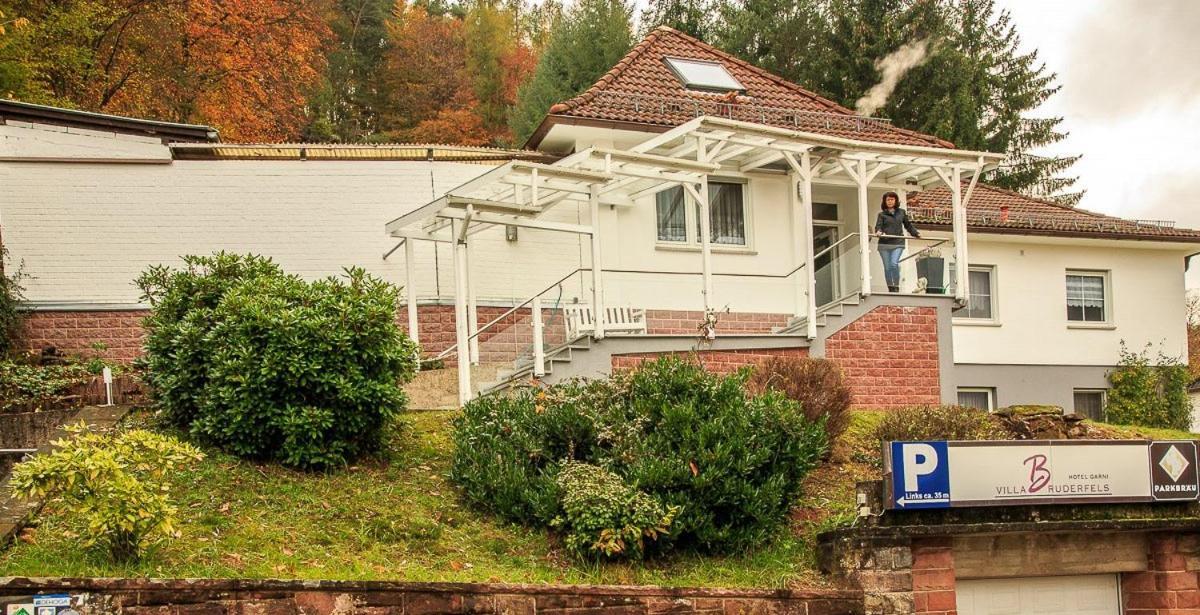 Villa Bruderfels, Garni Rodalben エクステリア 写真
